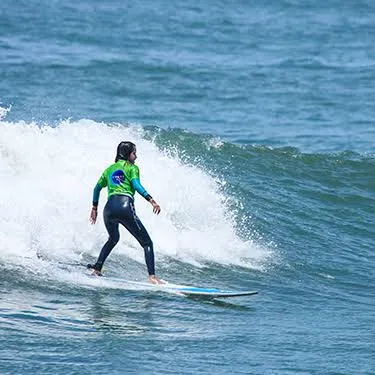 Surf Costero, Parapente y Tours Gastronómicos - 2